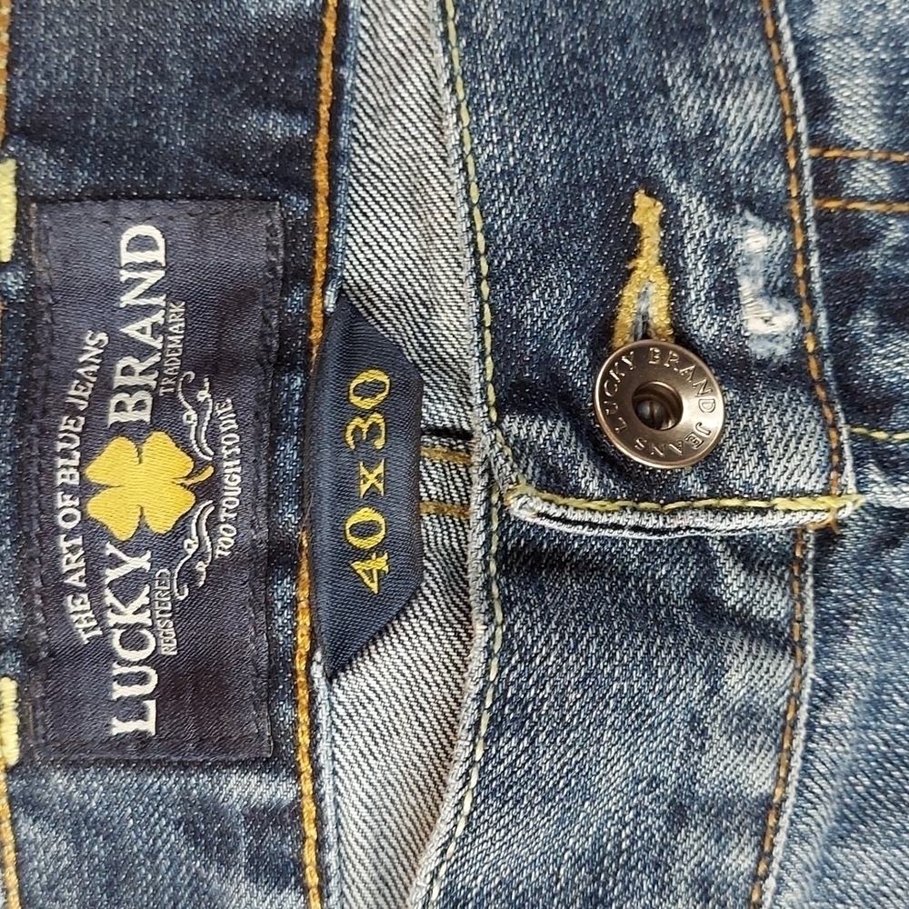 Lucky brand 455 distressed jeans - Picture 6 of 9